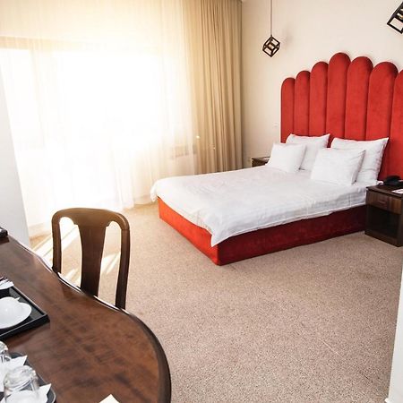 International Bucharest City Centre Hotel Bagian luar foto