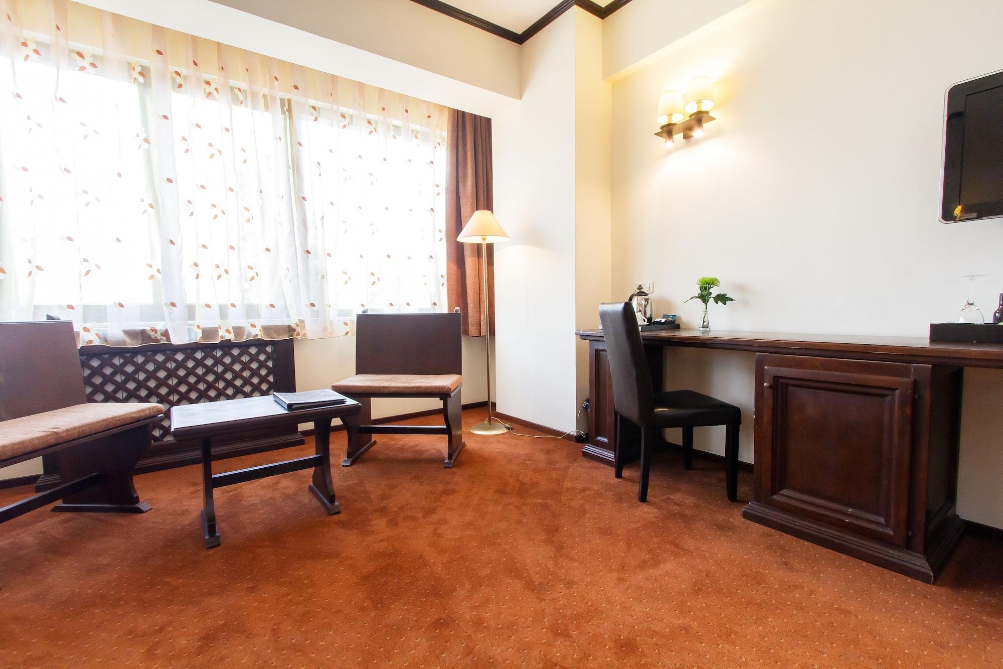 International Bucharest City Centre Hotel Bagian luar foto