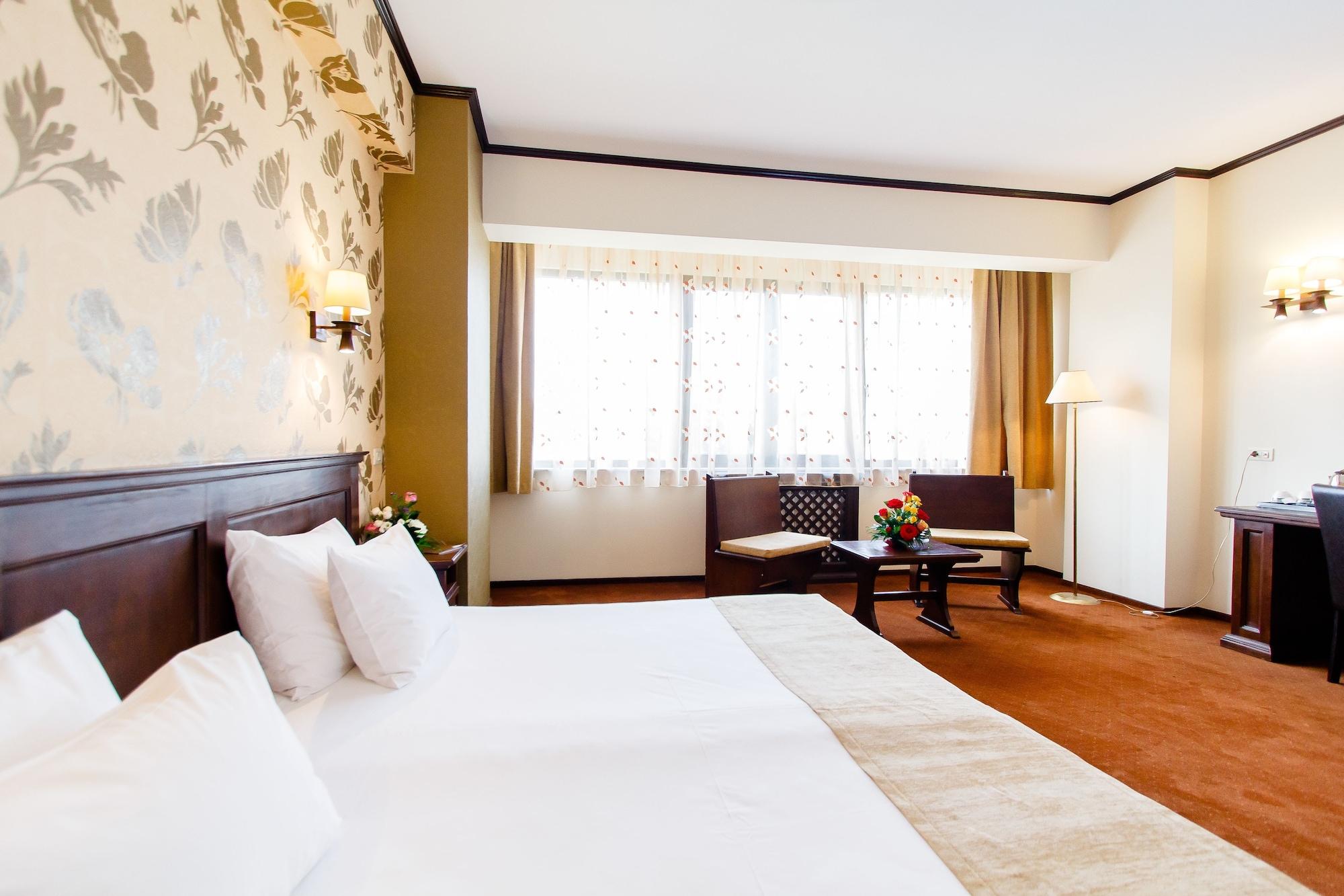 International Bucharest City Centre Hotel Bagian luar foto