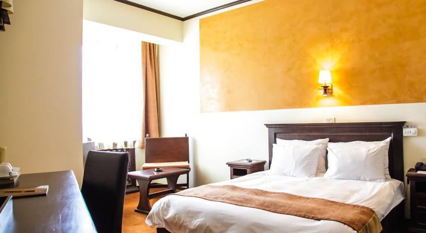 International Bucharest City Centre Hotel Bagian luar foto